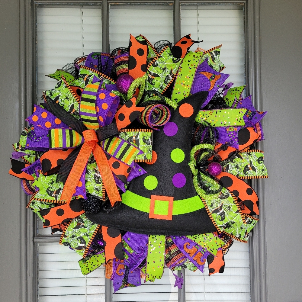 Halloween Witch Hat Wreath, Halloween Wreath, Halloween decor,  Wreath for Door